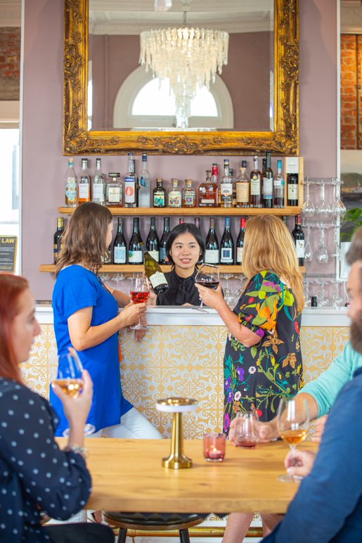 Karahui Wine Bar & Restaurant - Martinborough - New Zealand - booked ai