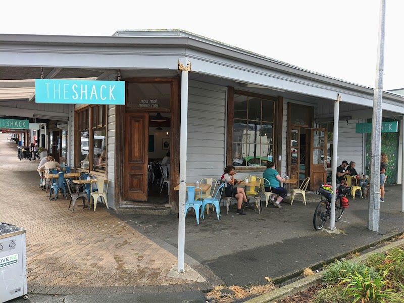 The Shack - Raglan - New Zealand - booked ai
