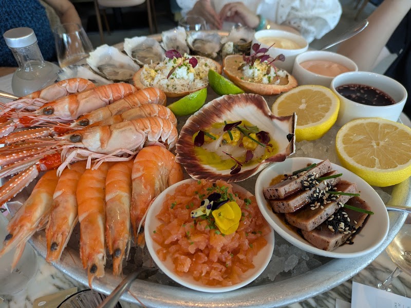 Sam's Riverside - London - UK - booked ai