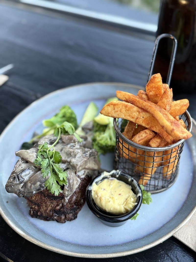 Blue Lagoon Bar and Eatery - Whitianga - New Zealand - booked ai