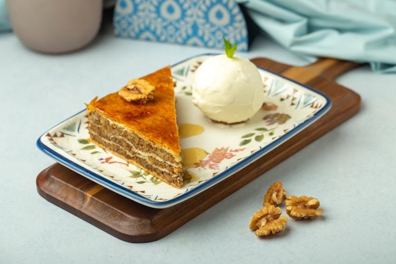 AlSinara Restaurant - Abha - Saudi Arabia - booked ai