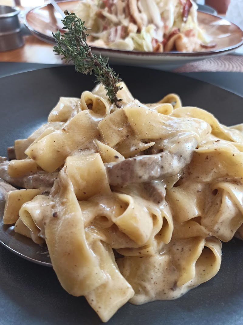 Avli Pizzeria and Restaurant - Skala - Greece - booked ai