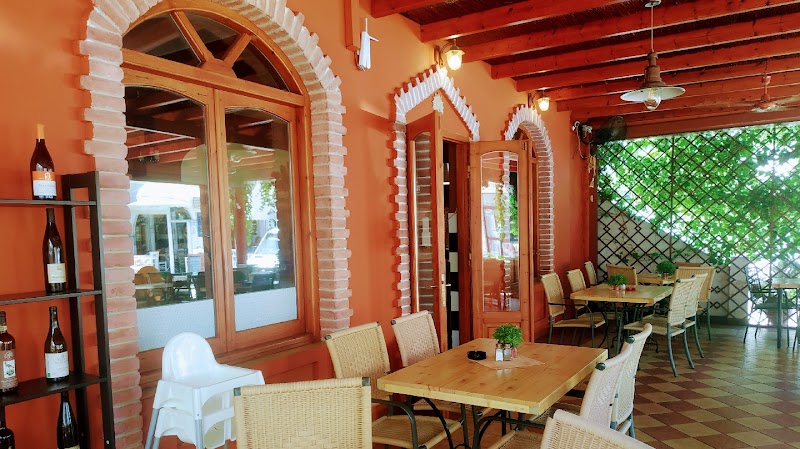 Avli Pizzeria and Restaurant - Skala - Greece - booked ai