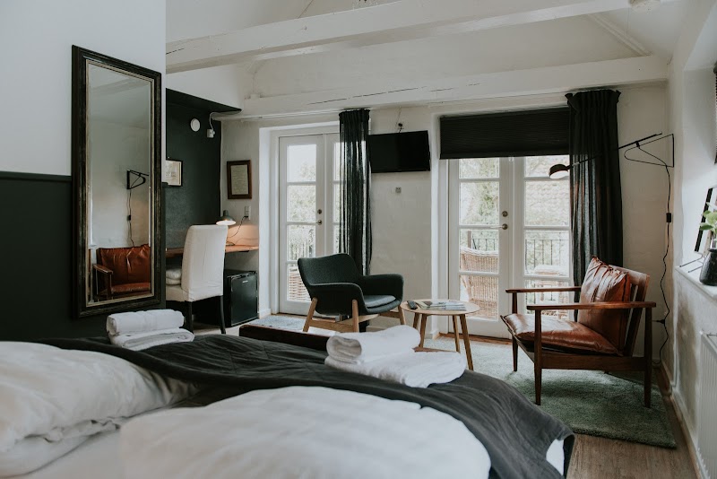 Paa Torvet - Ærøskøbing - Denmark - booked ai