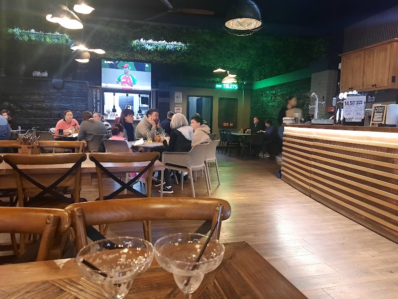 The Farmers Son - Feilding - New Zealand - booked ai