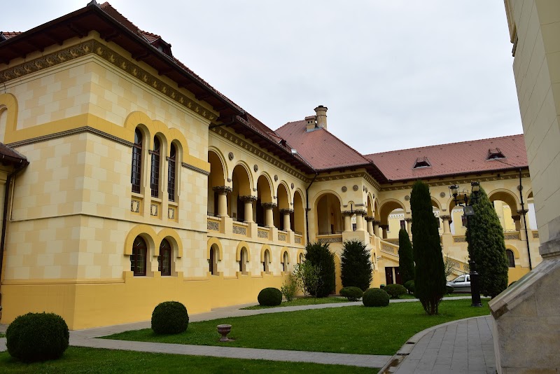 Visit the Alba Carolina Citadel - Alba Iulia - Romania - booked ai