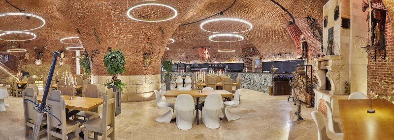 Pub 13 Restaurant Medieval - Alba Iulia - Romania - booked ai