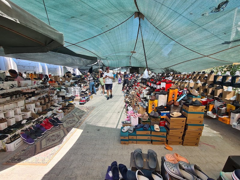 Visit the Alacati Market Pazaryeri on Saturdays - Çeşme - Türkiye - booked ai