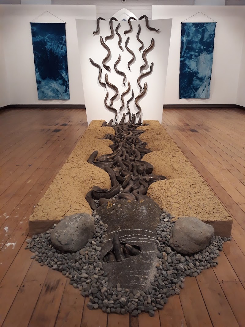 Discovering Aratoi: Wairarapa's Hub of Art and History - Masterton - New Zealand - booked ai