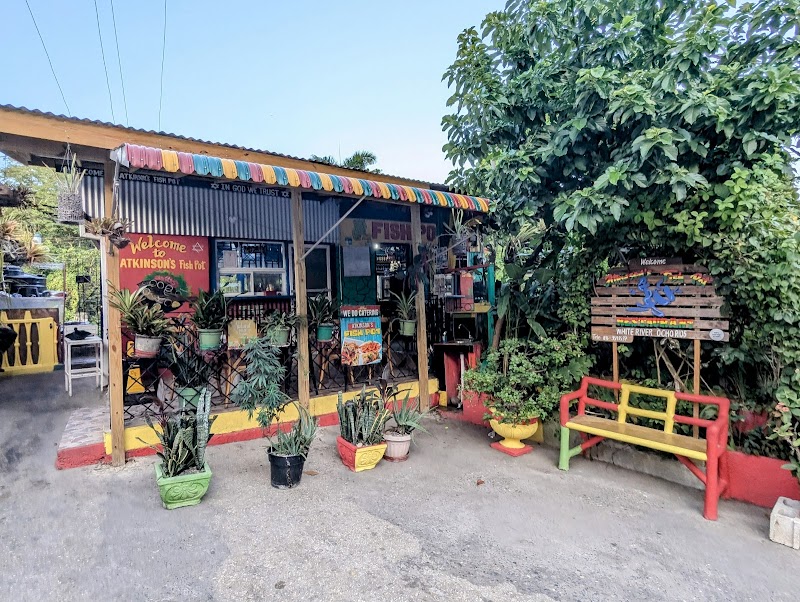 Nicey's Fish Pot - Ocho Rios - Jamaica - booked ai