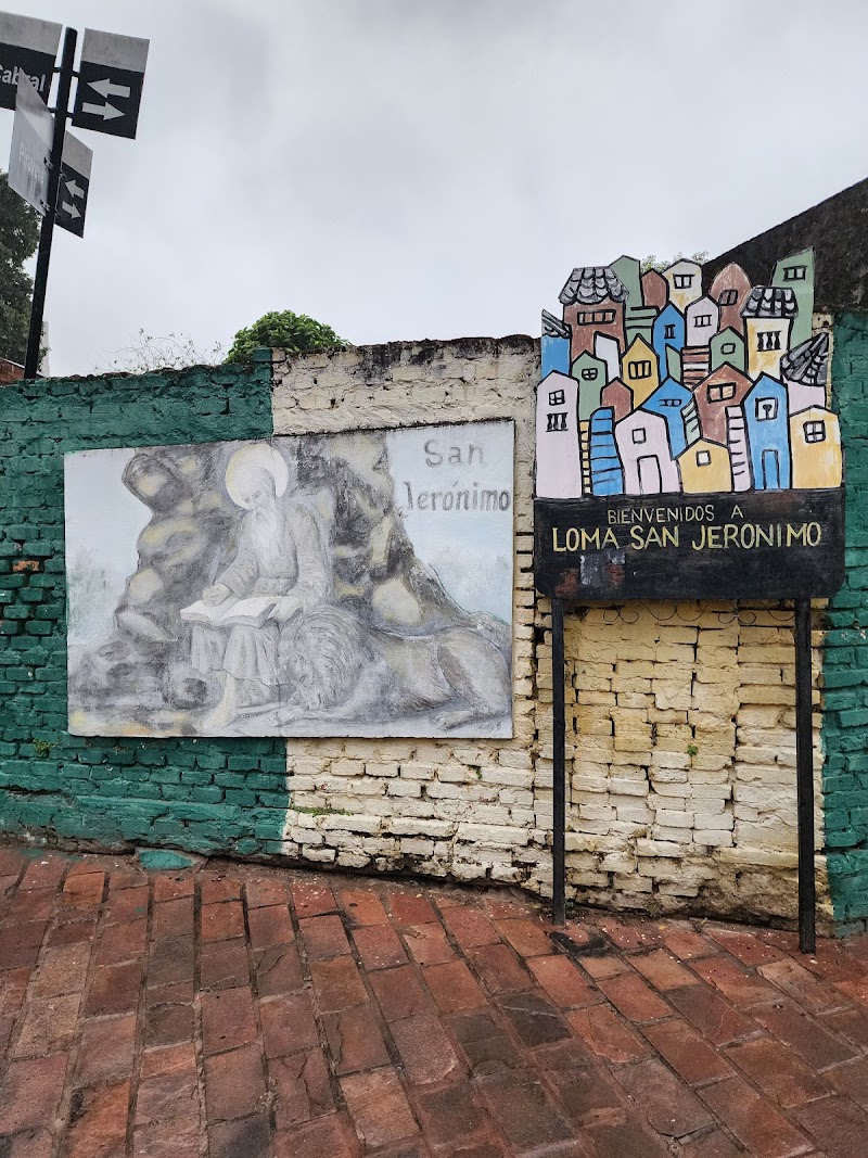 Stroll through Loma San Jerónimo - Asunción - Paraguay - booked ai