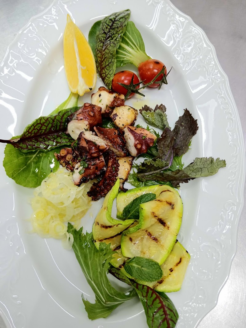 Gntunik Bakery and Cafe - Yerevan - Armenia - booked ai