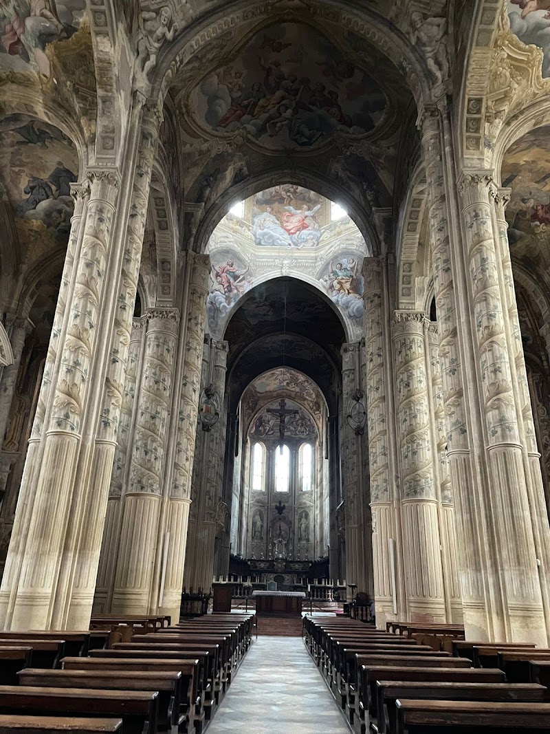 Visit the Cathedral of Asti (Cattedrale di Santa Maria Assunta) - Asti - Italy - booked ai