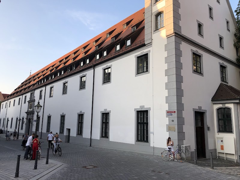 Augsburg Puppet Theater (Augsburger Puppenkiste) - Augsburg - Germany - booked ai