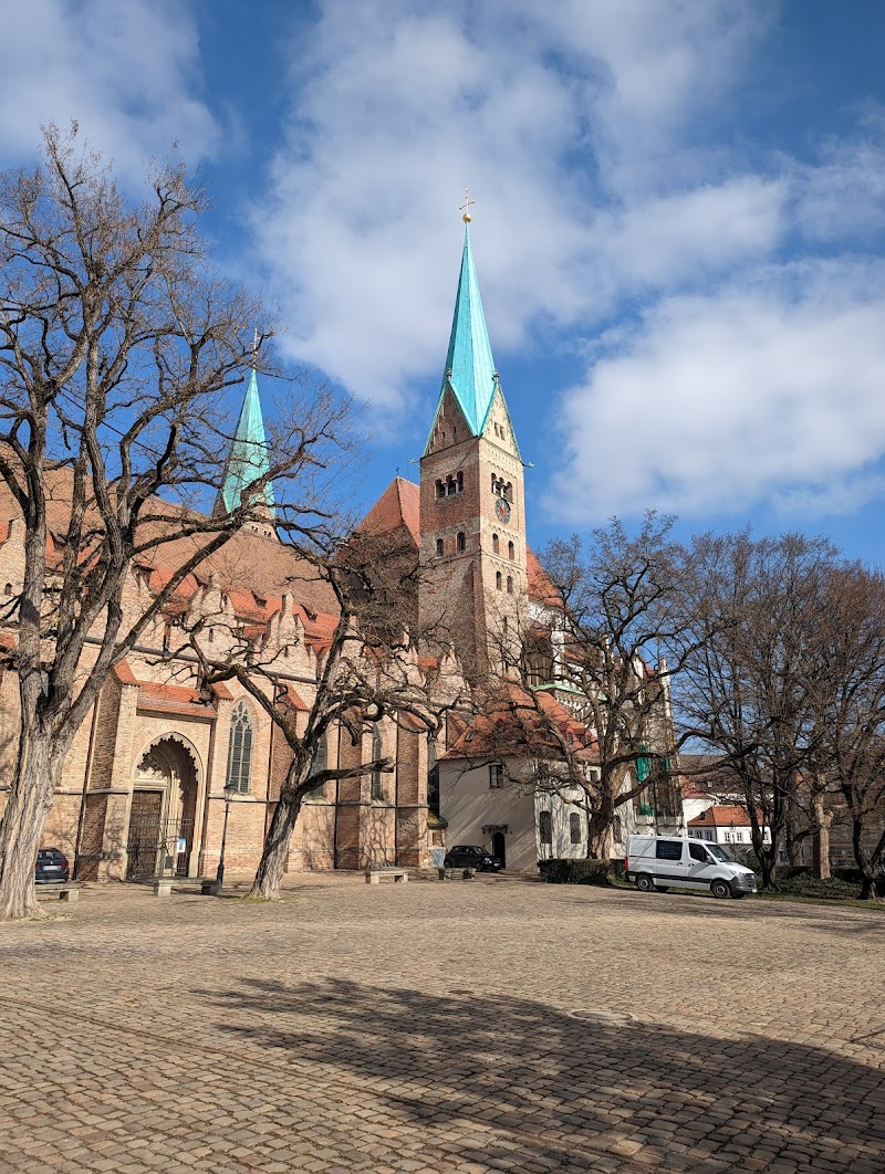 Augsburg Cathedral (Dom St. Maria) - Augsburg - Germany - booked ai