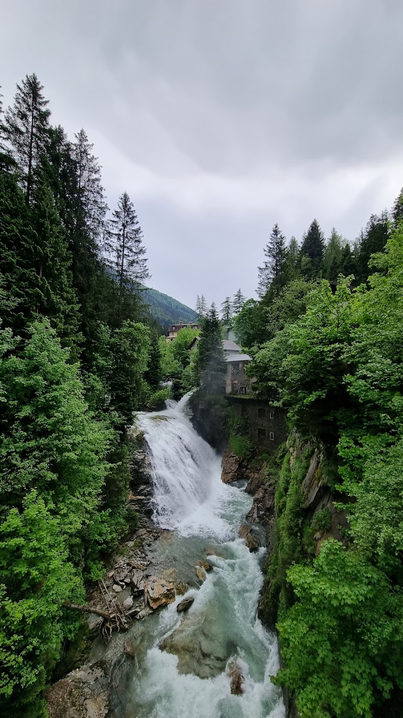 Exploring the Gastein Waterfall and Historic Town Center - Bad Gastein - Austria - booked ai