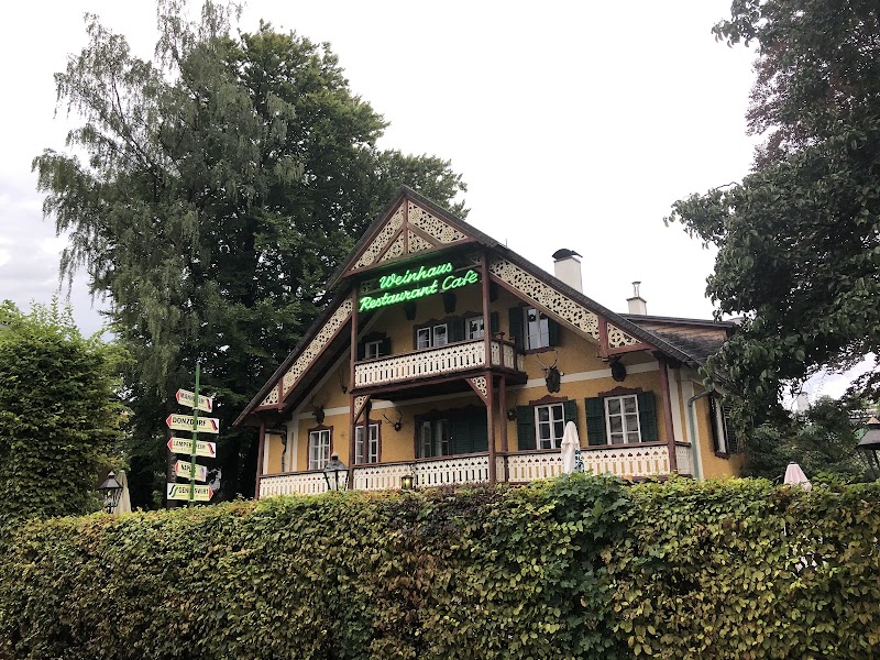 Weinhaus Attwenger - Bad Ischl - Austria - booked ai