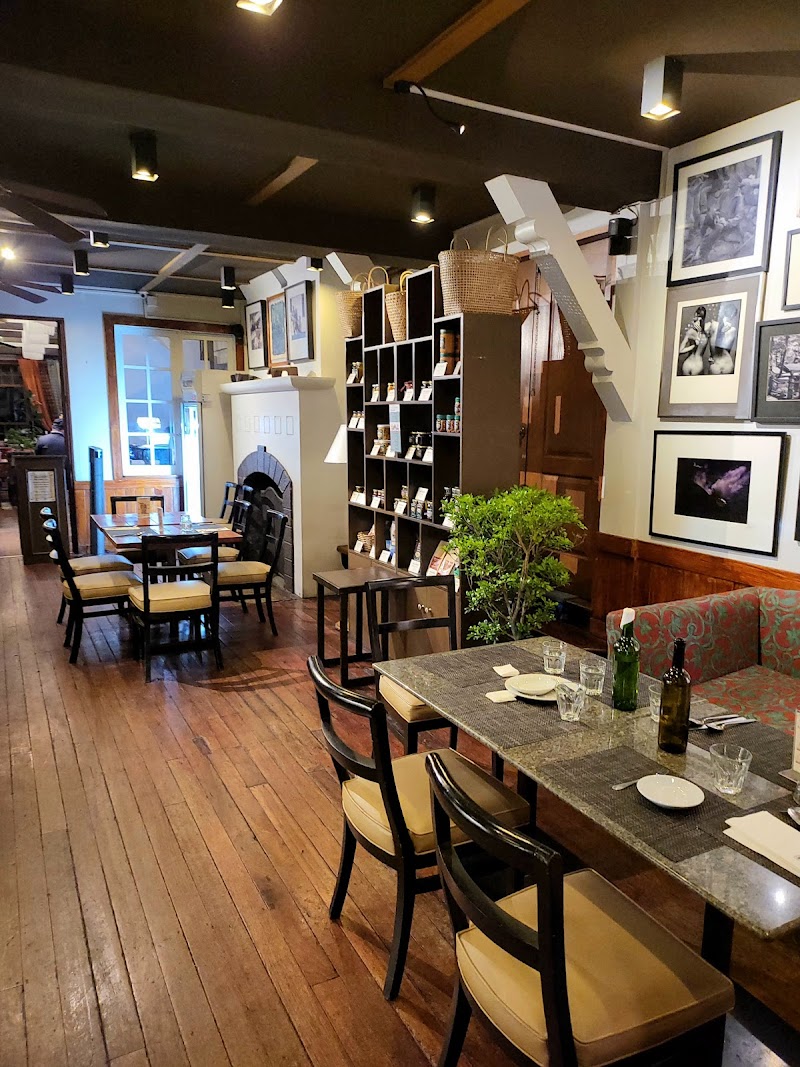 Hill Station - Baguio - Philippines - booked ai