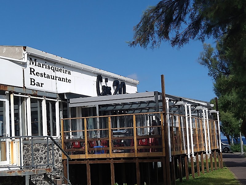 Cais 20 - São Roque - Portugal - booked ai