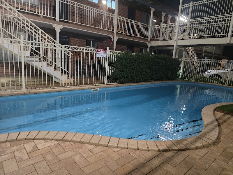 Quest Yelverton Kalgoorlie - Kalgoorlie - Australia - booked ai