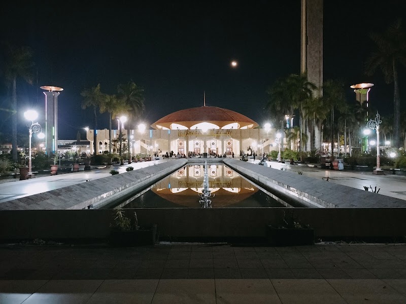 Sabilal Muhtadin Mosque - Banjarmasin - Indonesia - booked ai