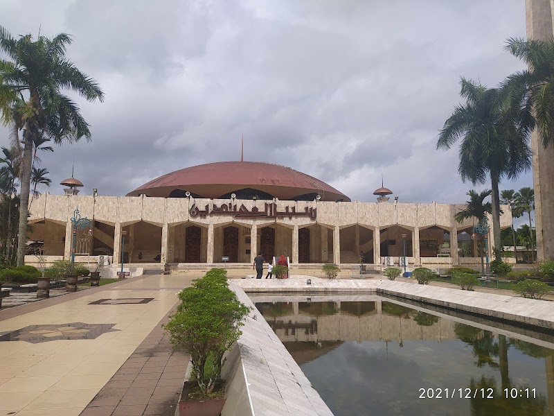 Sabilal Muhtadin Mosque - Banjarmasin - Indonesia - booked ai