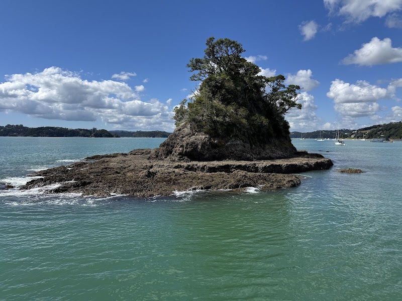 Discovering the Charm of Paihia Wharf - Paihia - New Zealand - booked ai
