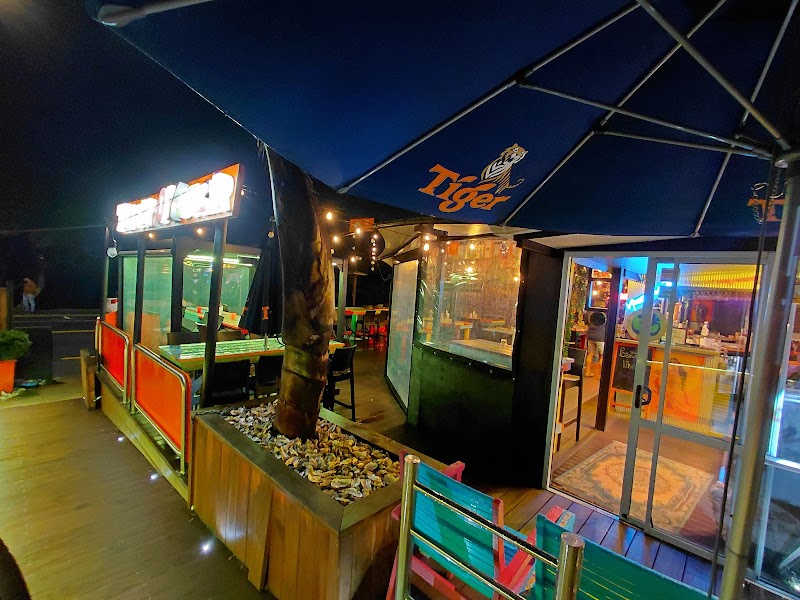 TIPSY OYSTER - Paihia - New Zealand - booked ai