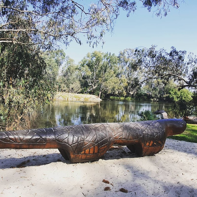 Yindyamarra Sculpture - West Albury - Australia - booked ai