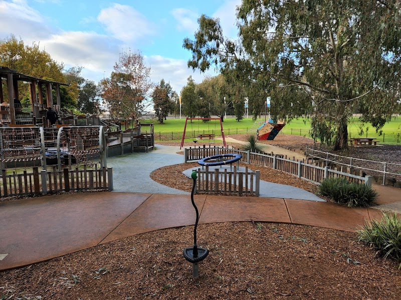 Oddies Creek Park: A Serene Escape in Nature - South Albury - Australia - booked ai