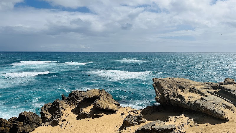 Thunder Point - Warrnambool - Australia - booked ai