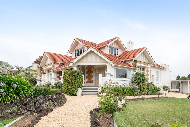 Delgattie Estate Mount Gambier - Mount Gambier - Australia - booked ai