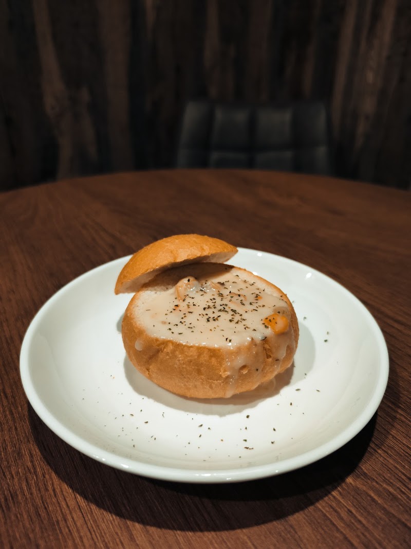 Bepper's Tavern - Beppu - Japan - booked ai