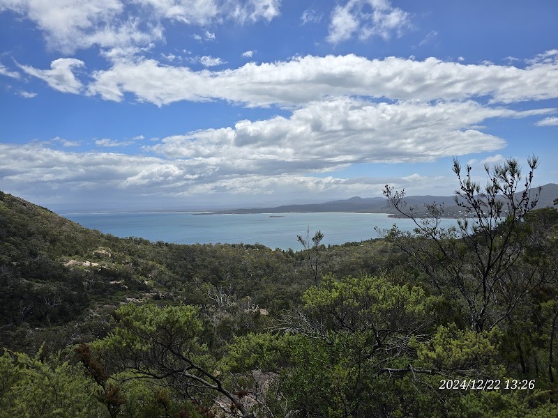 Wineglass Bay Lookout - Freycinet - Australia - booked ai