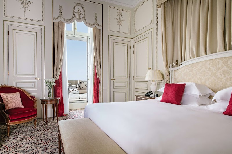 Hôtel du Palais Biarritz - Biarritz - France - booked ai