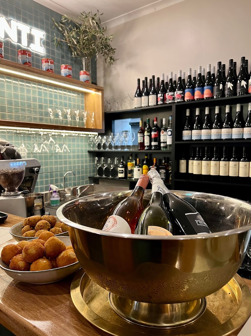 Bar Monti - Merimbula - Australia - booked ai