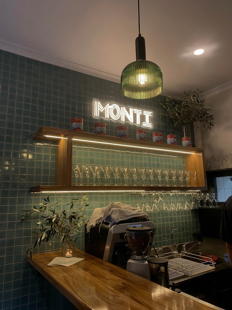 Bar Monti - Merimbula - Australia - booked ai