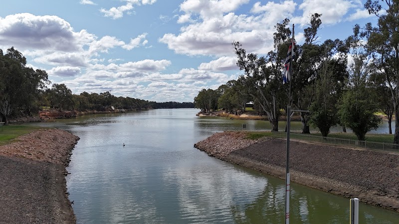 Lock 11 - Mildura - Australia - booked ai