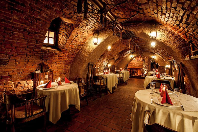 Bella Muzica - Brașov - Romania - booked ai