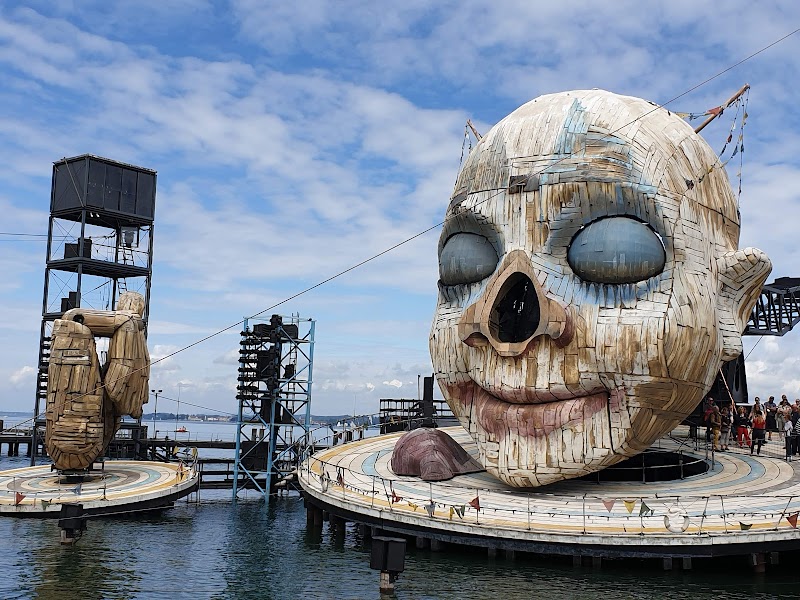 Explore the Bregenz Festival with its famous floating stage on the lake - Bregenz - Austria - booked ai