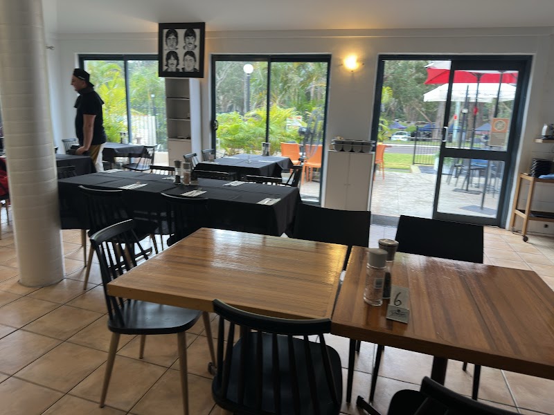 Nostimo At The Bay - Nelson Bay - Australia - booked ai