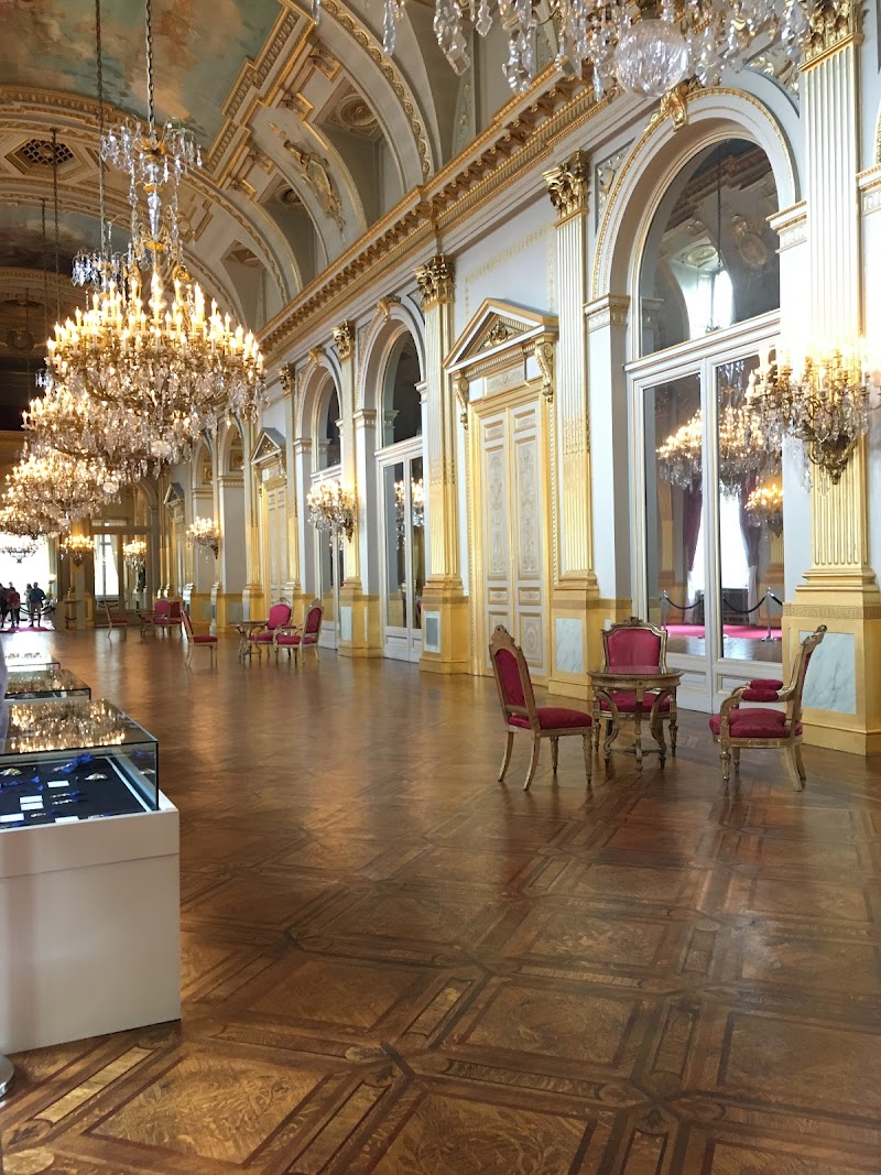 Tour the Royal Palace of Brussels - Bruxelles - Belgium - booked ai