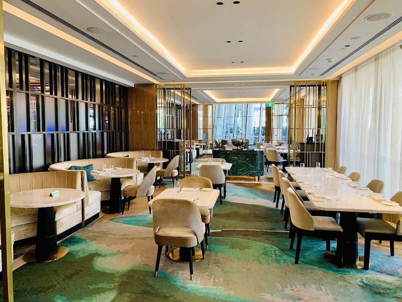 Sovereign Room - Broadbeach - Australia - booked ai