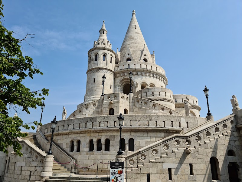 Visit Buda Castle and Fisherman's Bastion - Budapest - Hungary - booked ai