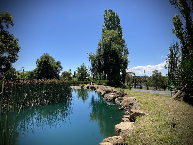 Armidale Bicentennial Arboretum - Armidale - Australia - booked ai