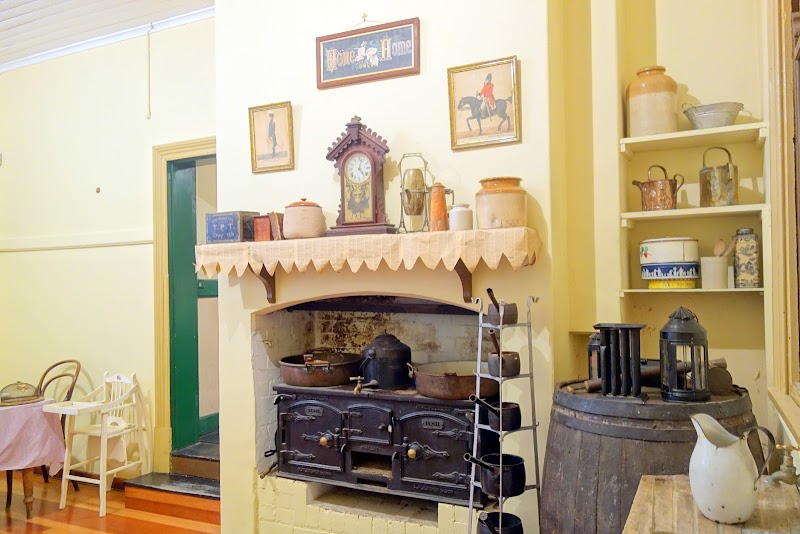 Armidale Folk Museum - Armidale - Australia - booked ai