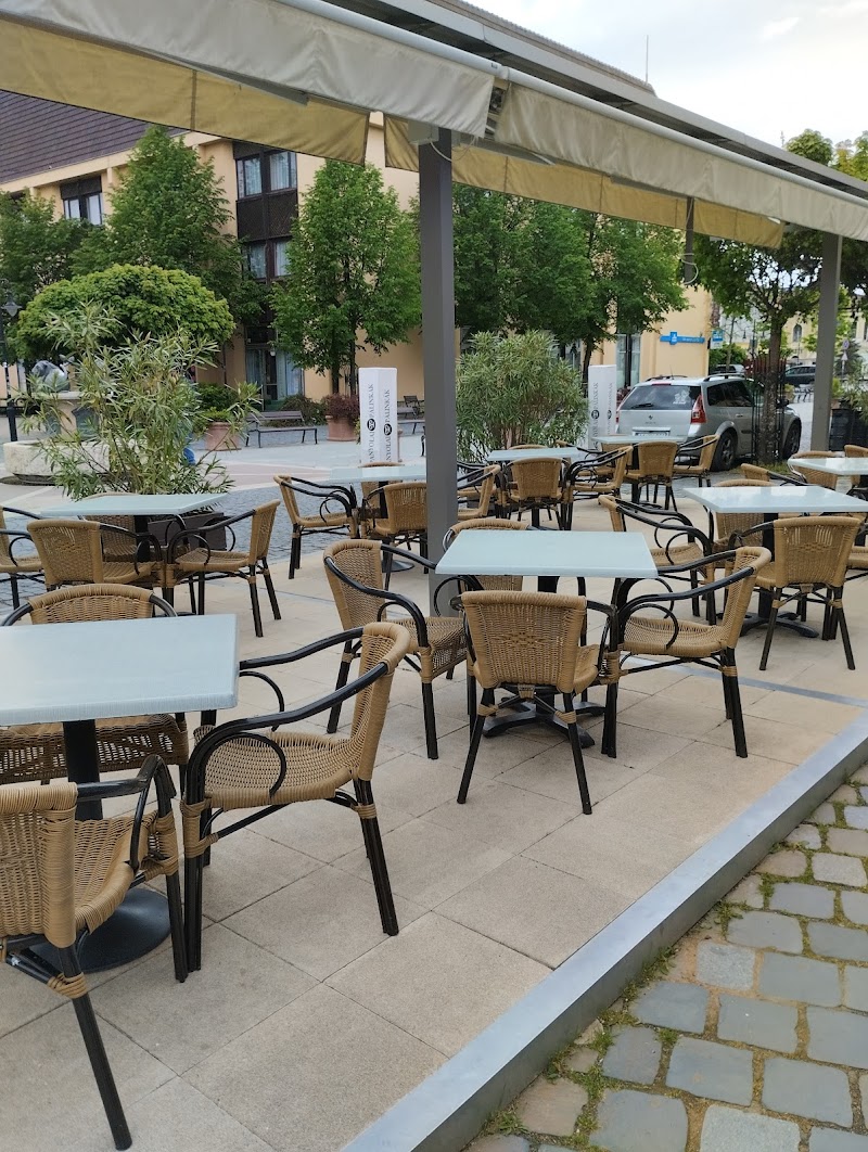 Kekfeny Etterem es Pizzeria - Kőszeg - Hungary - booked ai