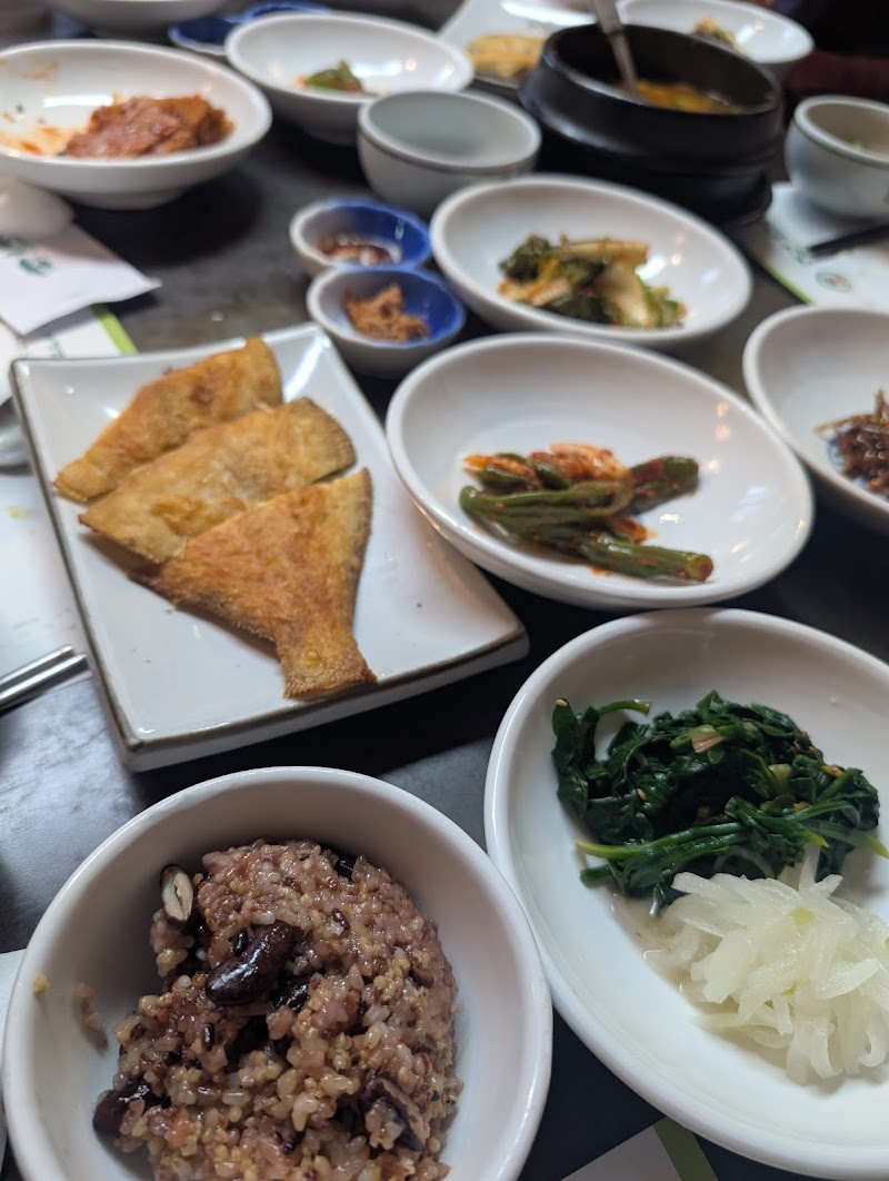 Jeonglim - Busan - South Korea - booked ai