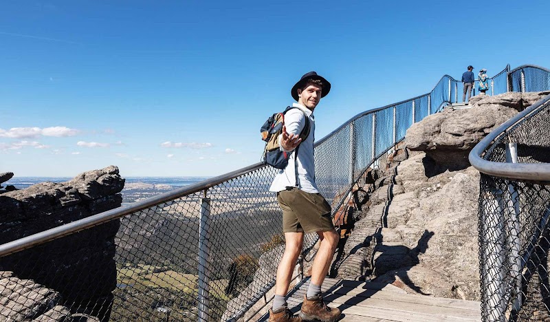 Pinnacle Lookout - Halls Gap - Australia - booked ai