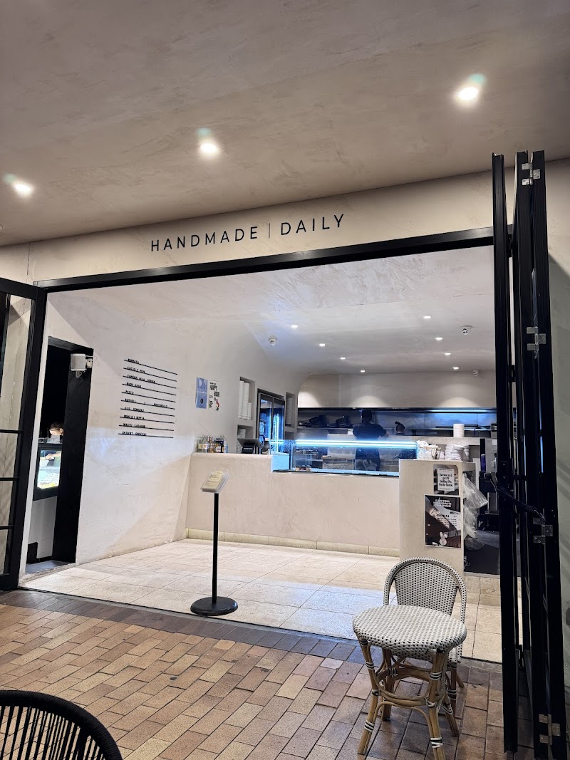 Pasta Buoy - Huskisson - Australia - booked ai